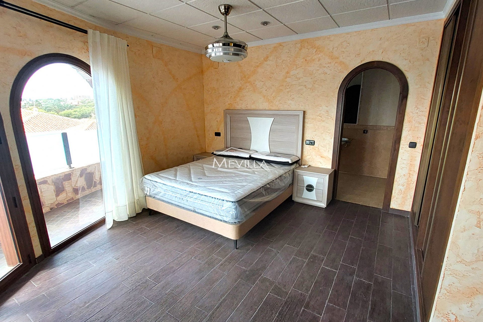 Reventes - Villa - Orihuela Costa - La Zenia