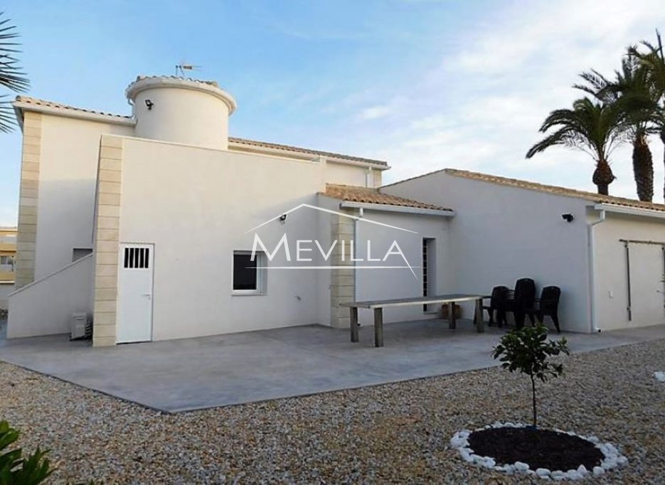 Reventes - Villa - Orihuela Costa - La Zenia