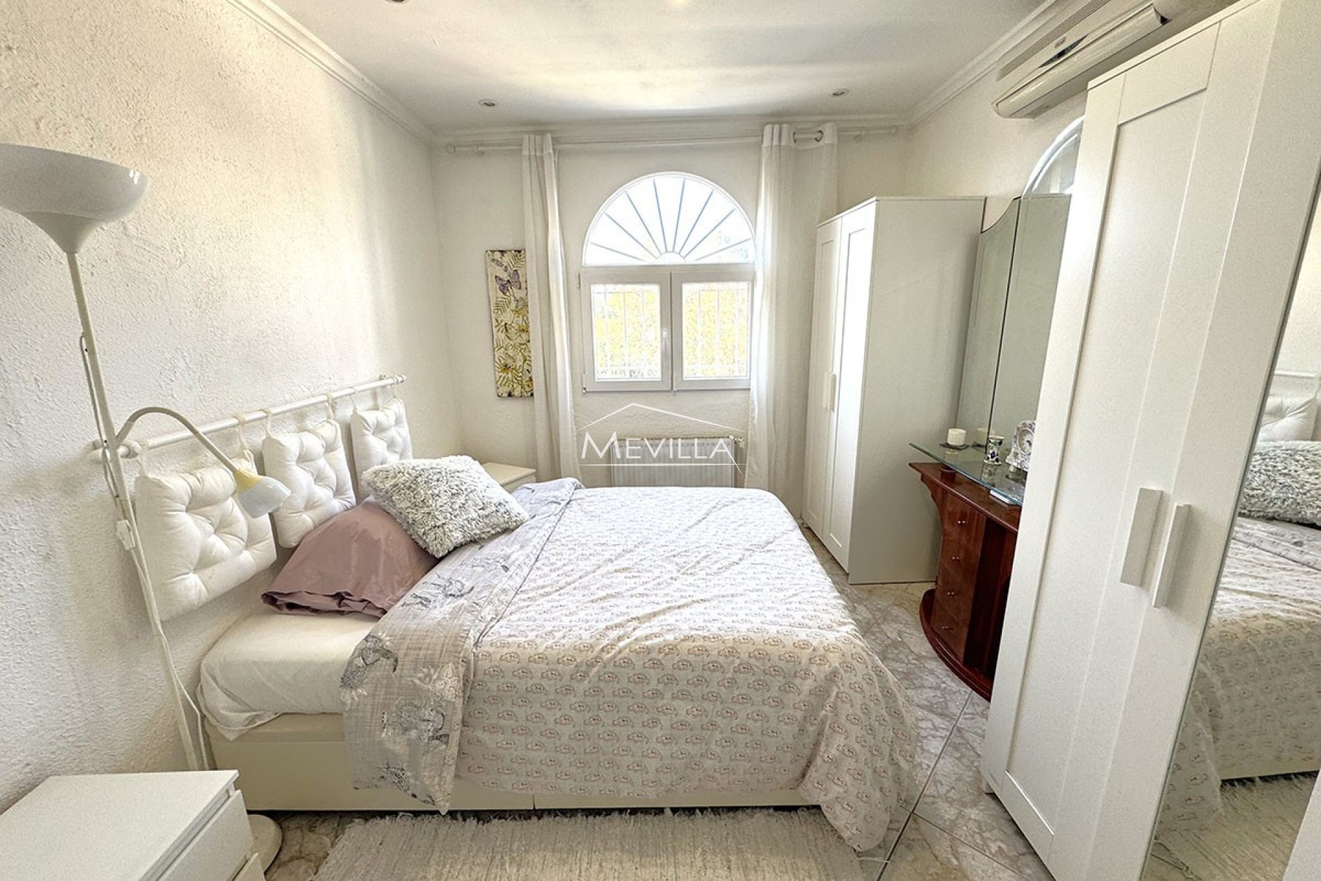 Reventes - Villa - Orihuela Costa - La Zenia