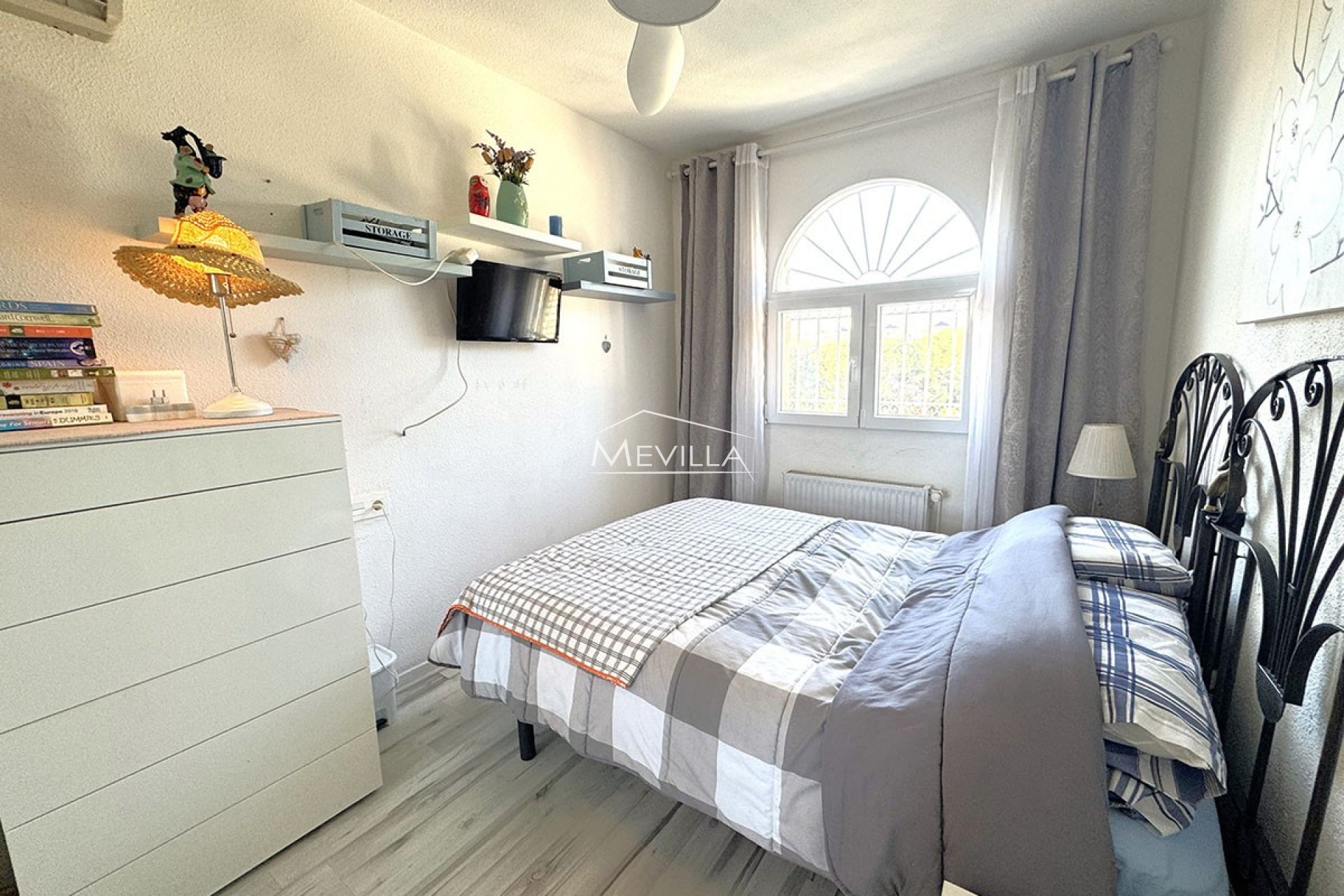 Reventes - Villa - Orihuela Costa - La Zenia