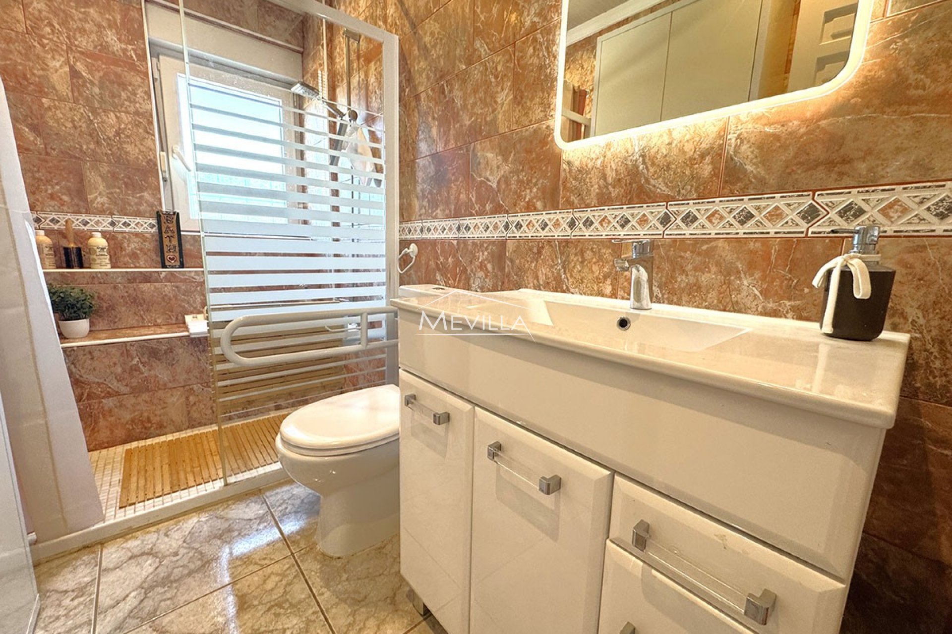 Reventes - Villa - Orihuela Costa - La Zenia