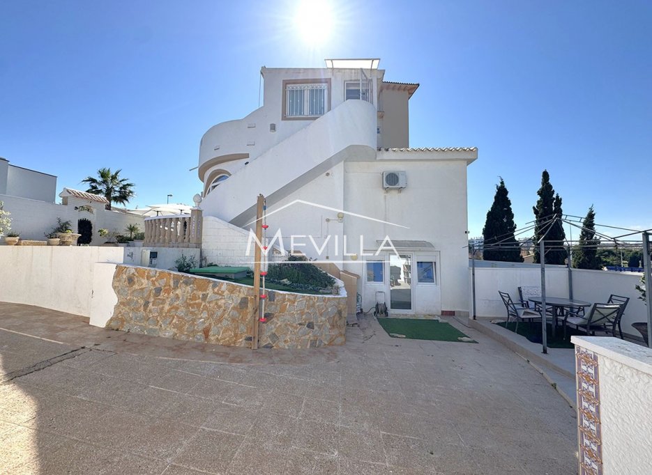 Reventes - Villa - Orihuela Costa - La Zenia