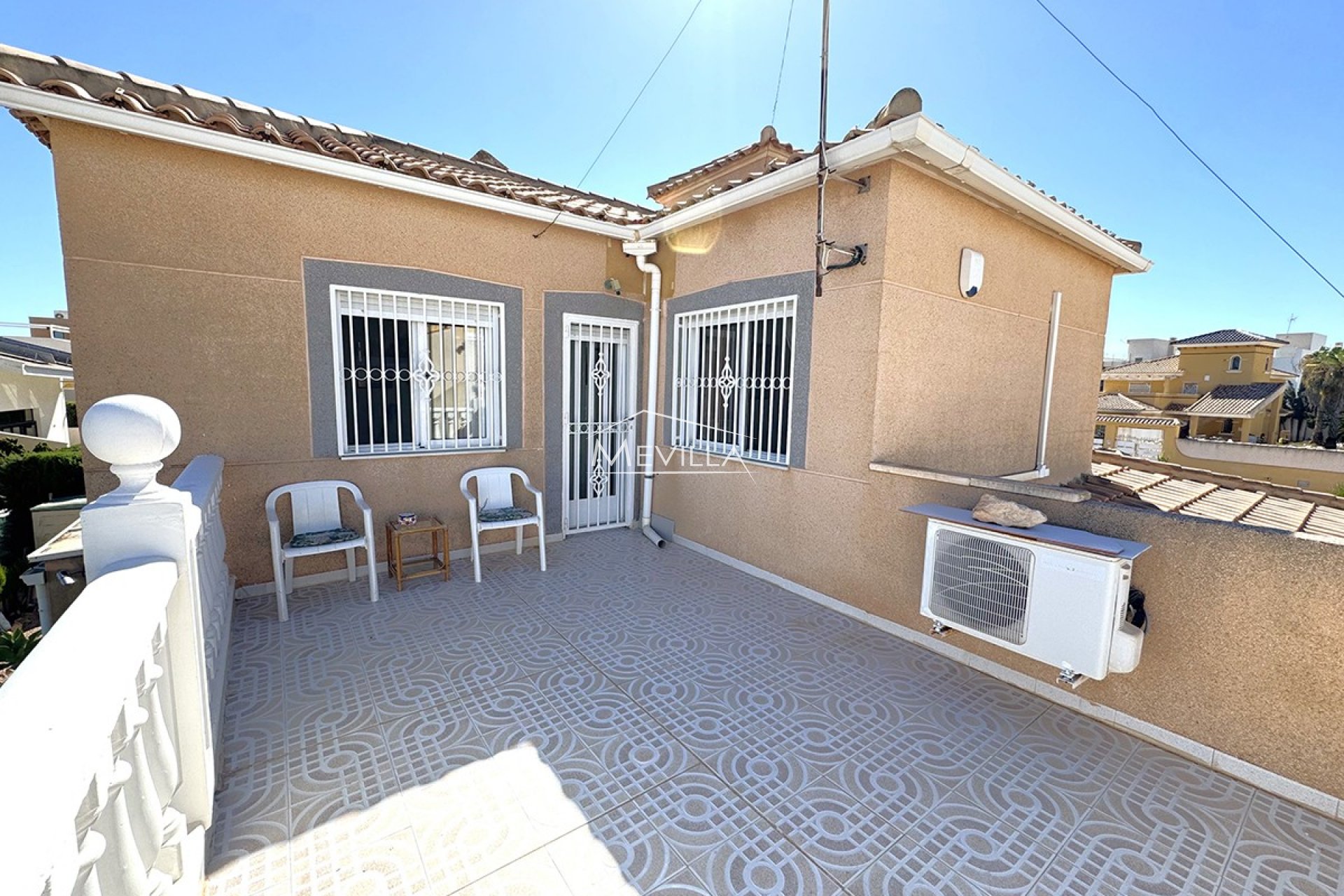 Reventes - Villa - Orihuela Costa - La Zenia
