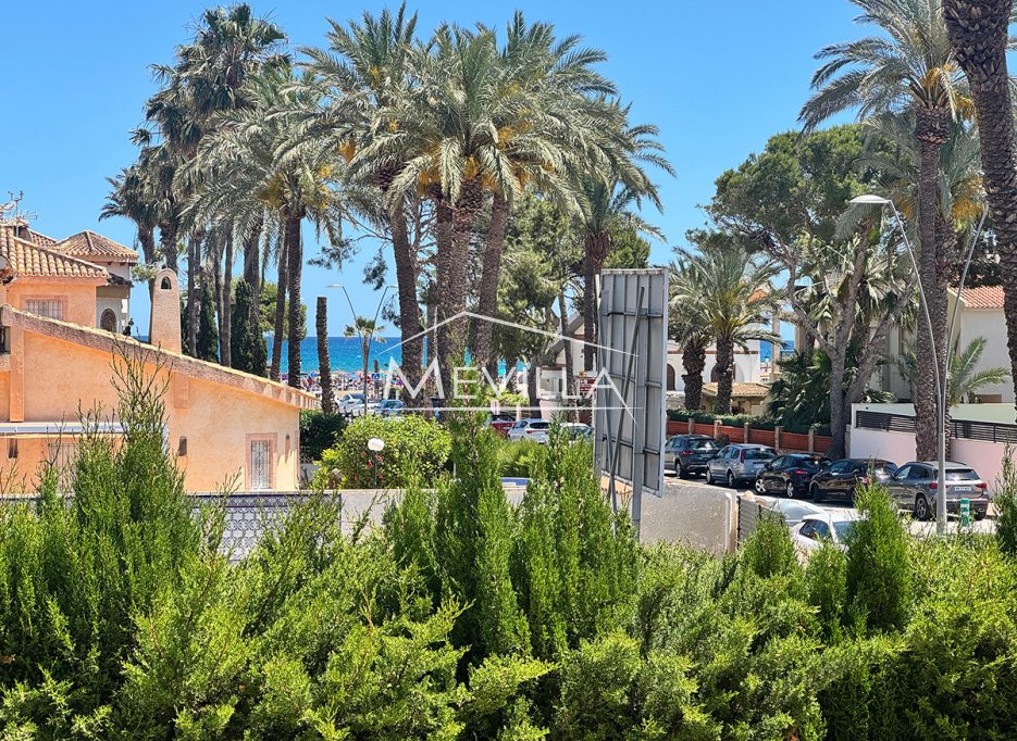 Reventes - Villa - Orihuela Costa - La Zenia