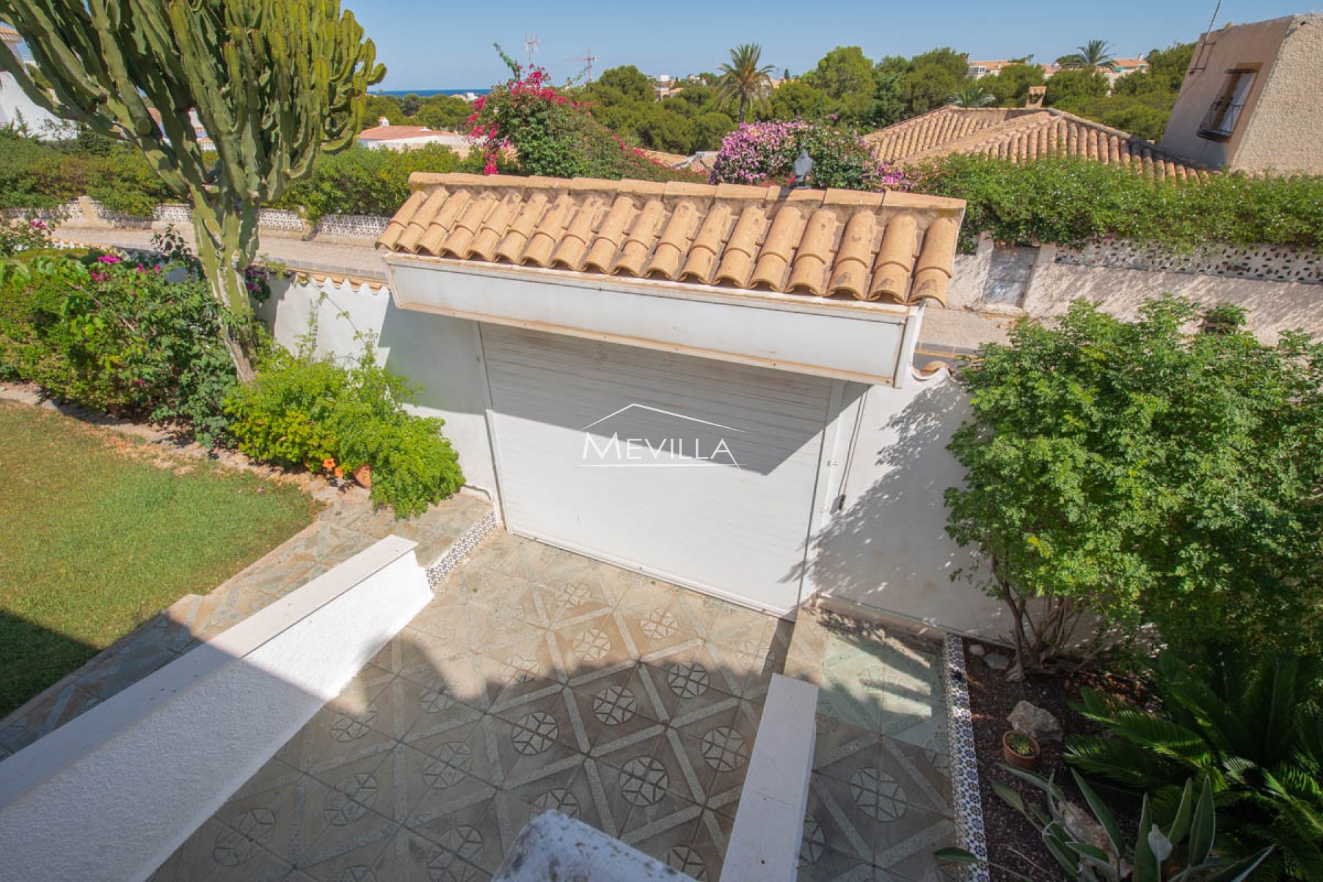 Reventes - Villa - Orihuela Costa - La Zenia