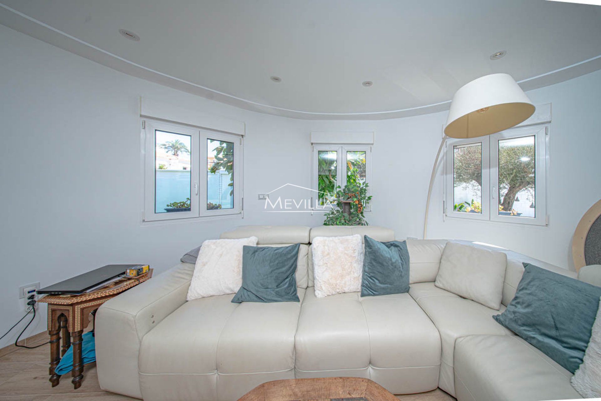 Reventes - Villa - Orihuela Costa - La Zenia
