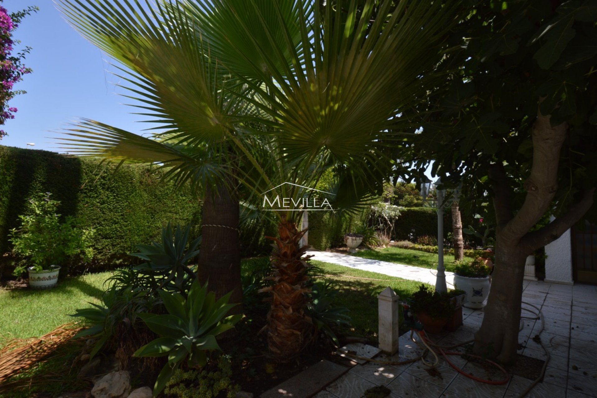 Reventes - Villa - Orihuela Costa - La Zenia