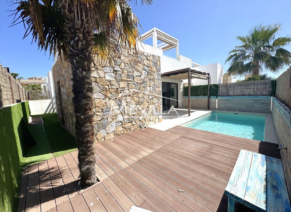 Reventes - Villa - Orihuela Costa - Lomas de Cabo Roig