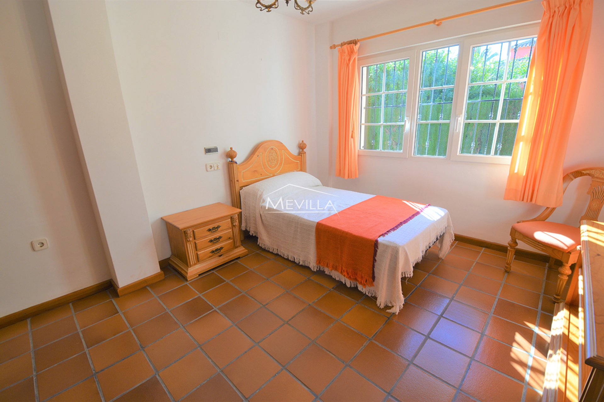 Reventes - Villa - Orihuela Costa - Mil Palmeras