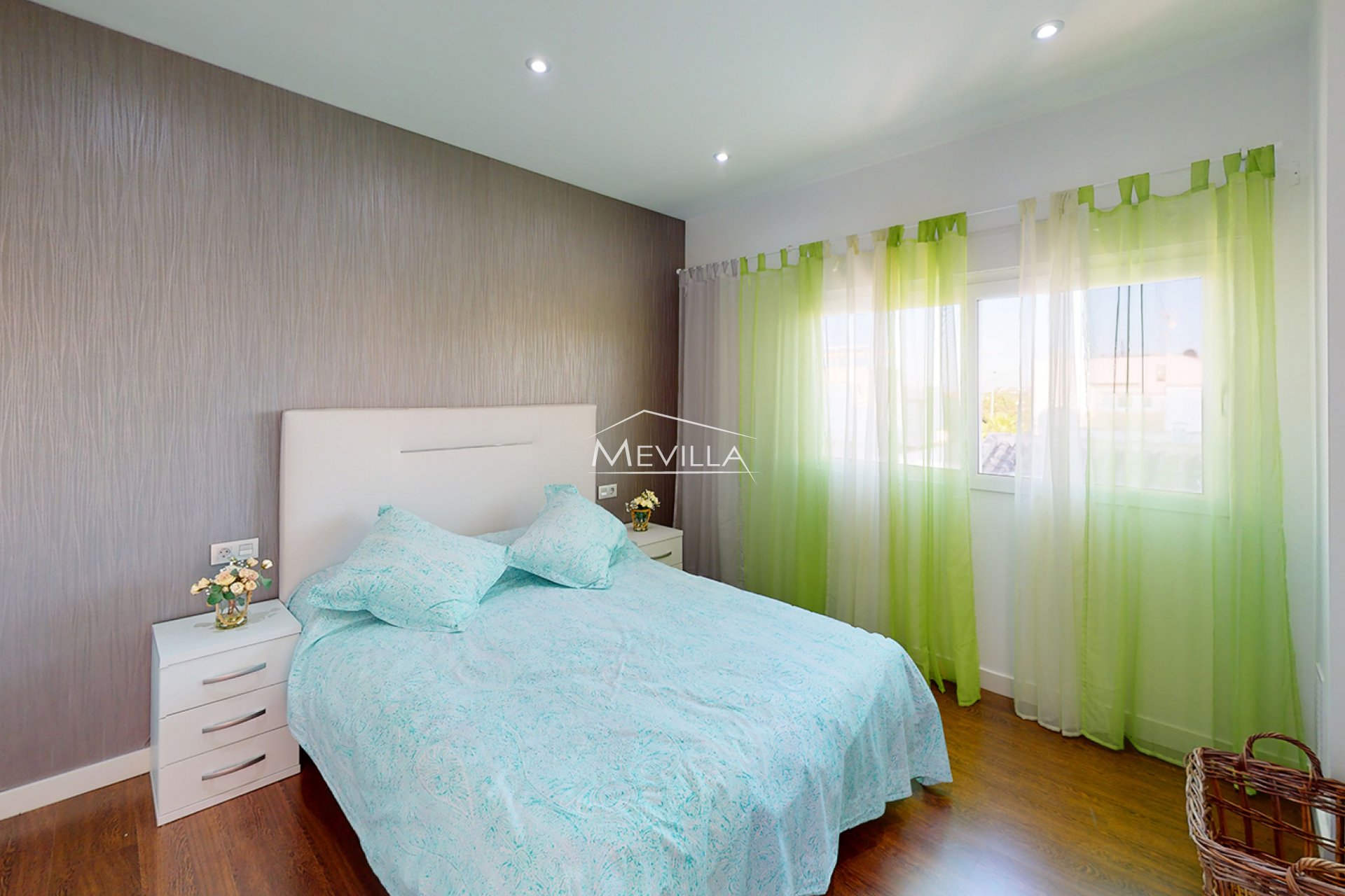 Reventes - Villa - Orihuela Costa - Mil Palmeras