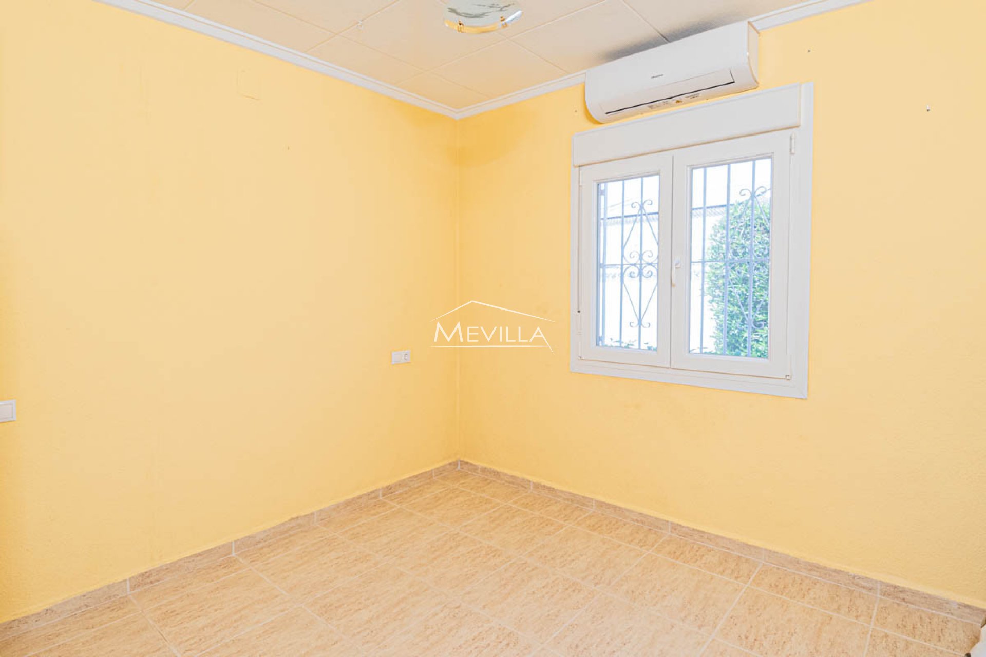 Reventes - Villa - Orihuela Costa - Mil Palmeras