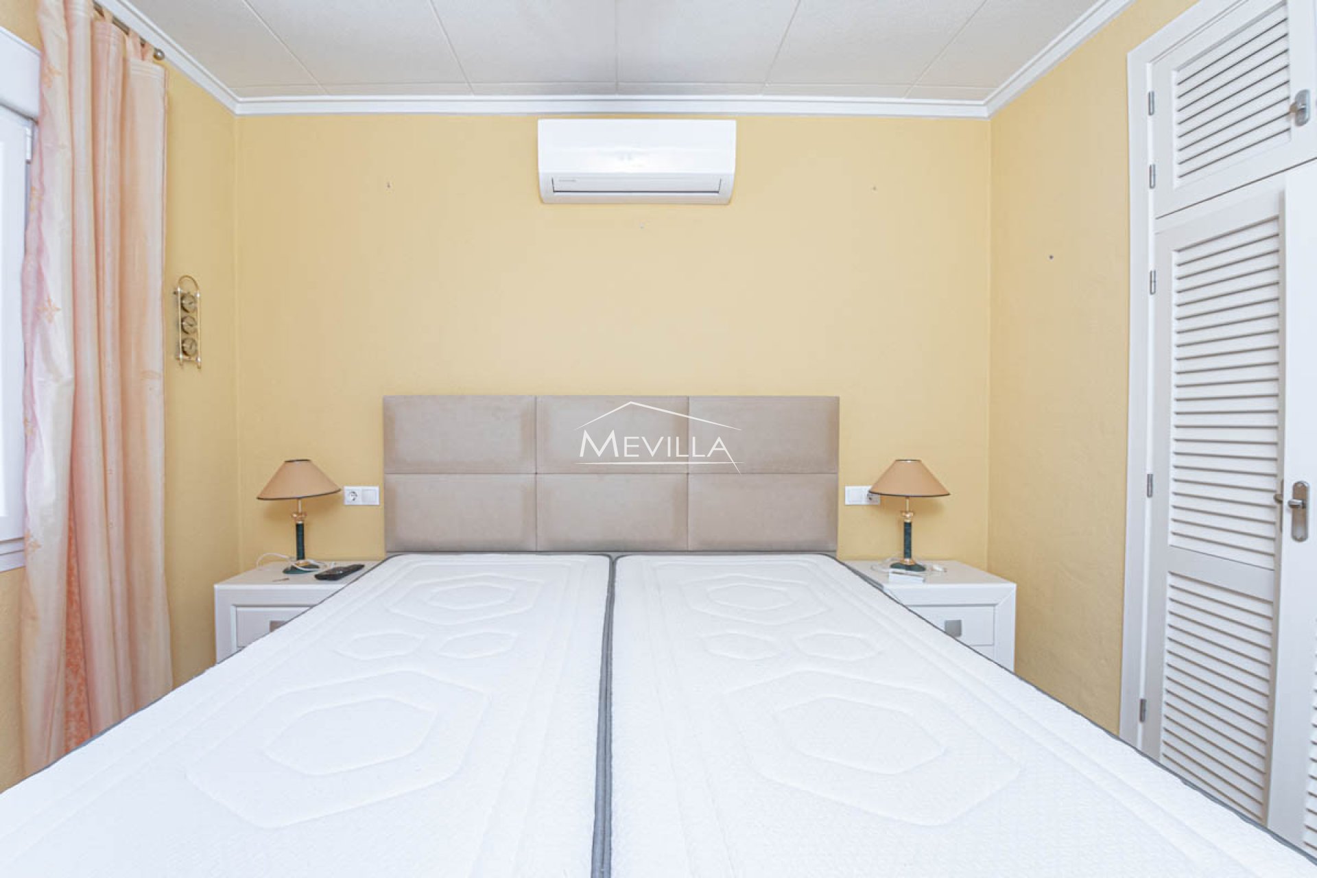 Reventes - Villa - Orihuela Costa - Mil Palmeras