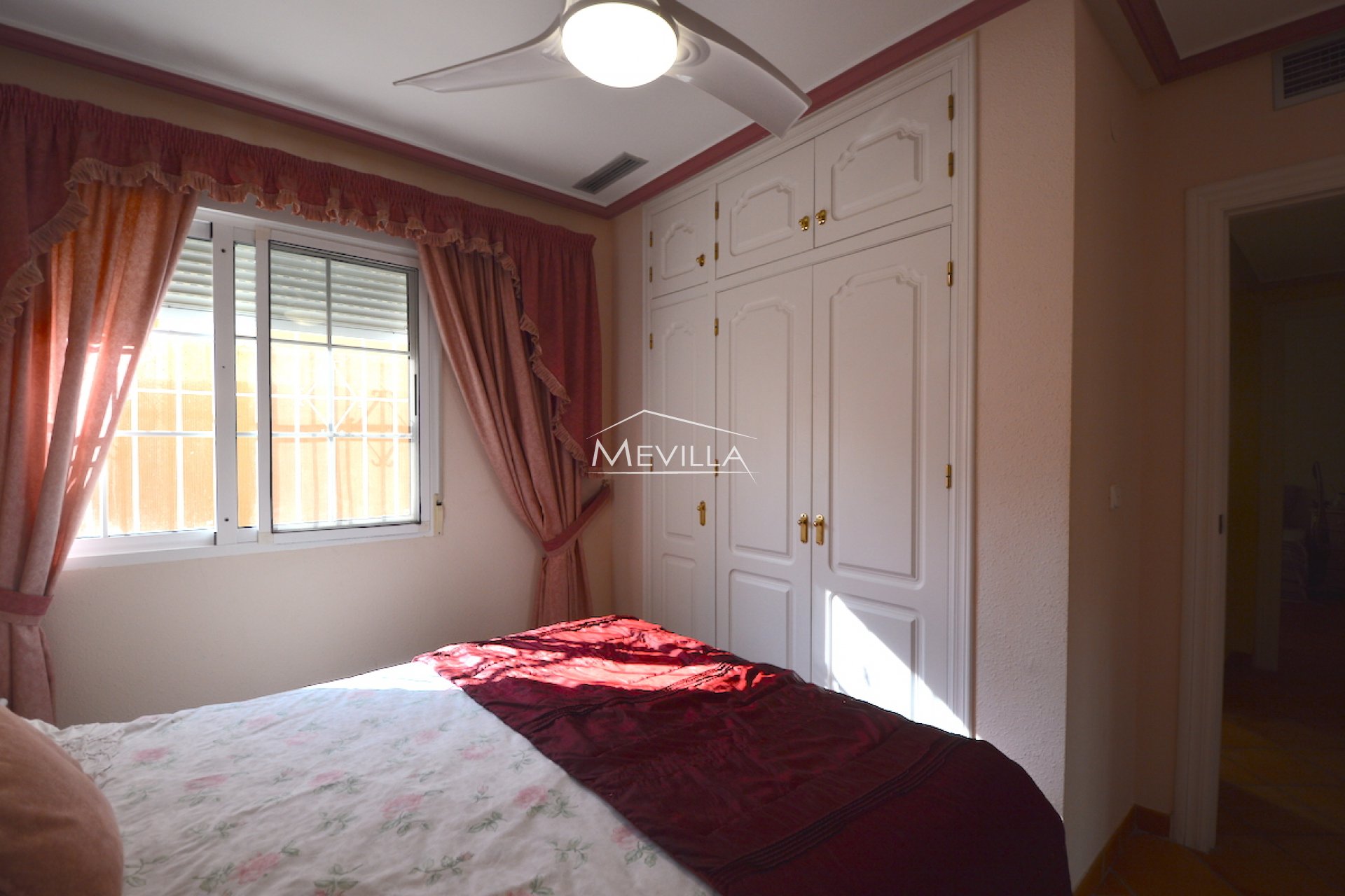 Reventes - Villa - Orihuela Costa - Playa Flamenca