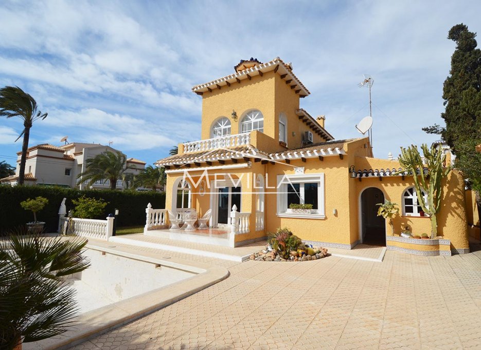 Reventes - Villa - Orihuela Costa - Playa Flamenca