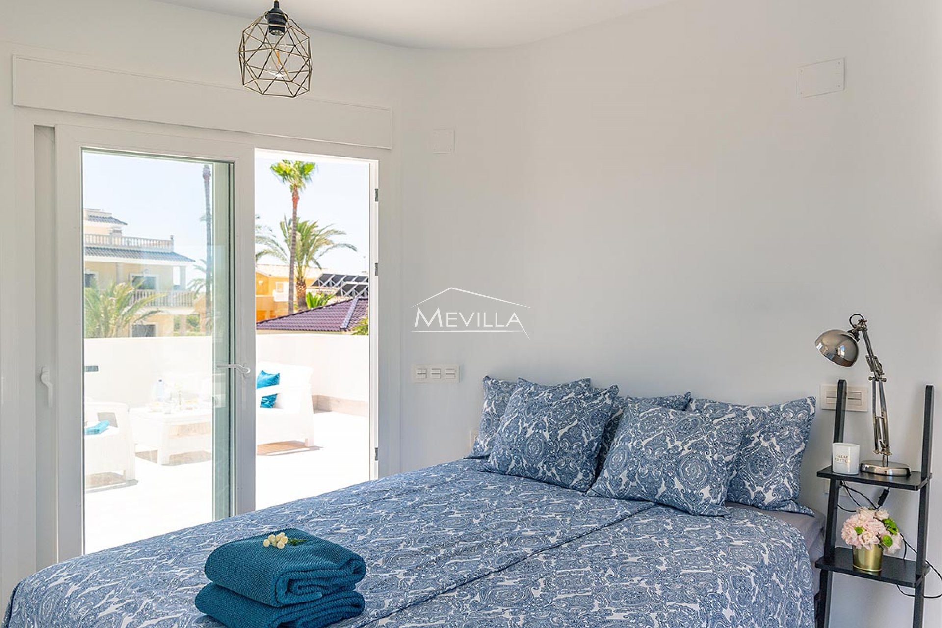 Reventes - Villa - Orihuela Costa - Playa Flamenca