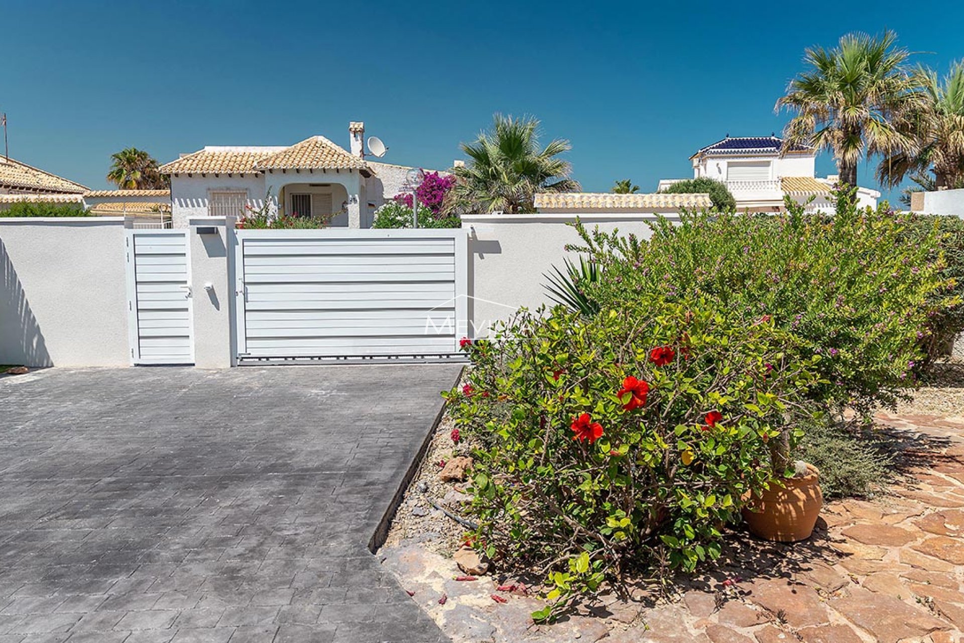 Reventes - Villa - Orihuela Costa - Playa Flamenca