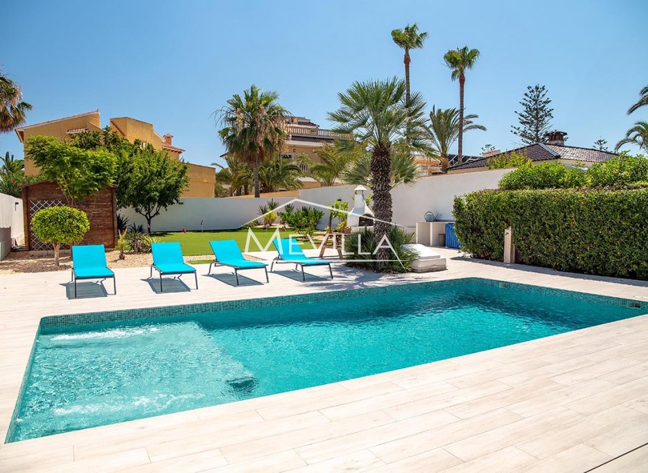 Reventes - Villa - Orihuela Costa - Playa Flamenca