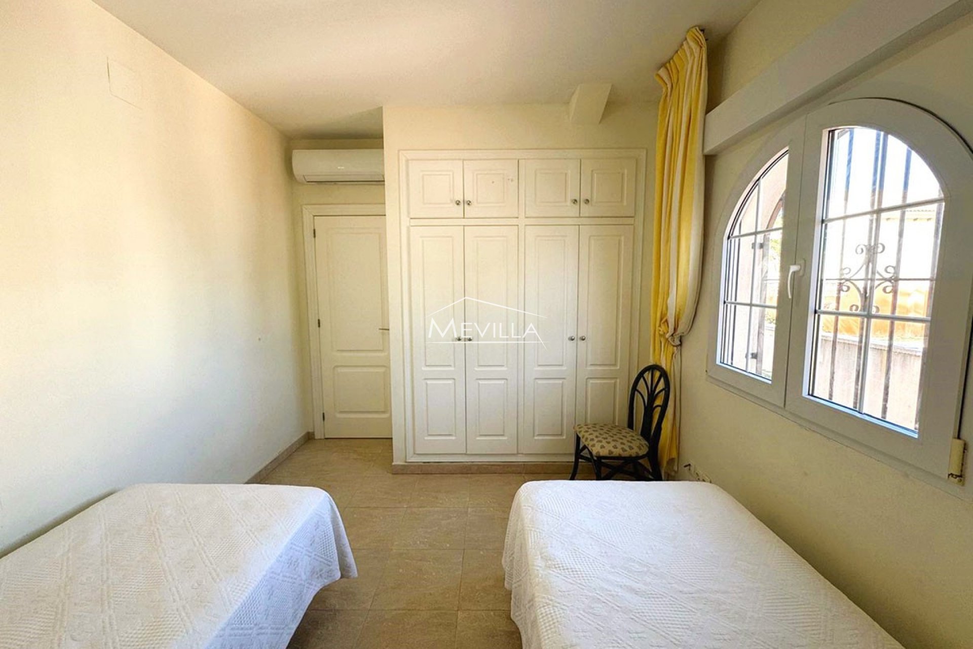 Reventes - Villa - Orihuela Costa - Playa Flamenca