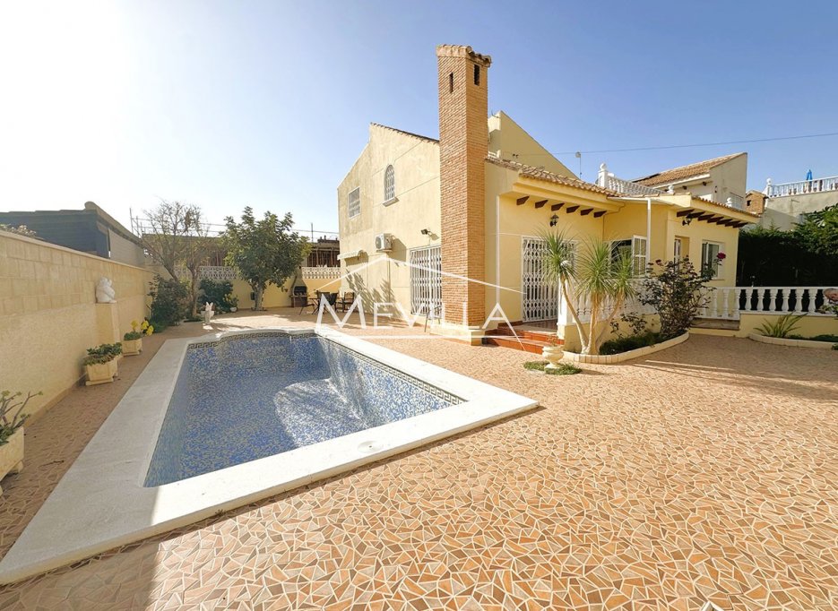 Reventes - Villa - Orihuela Costa - Playa Flamenca
