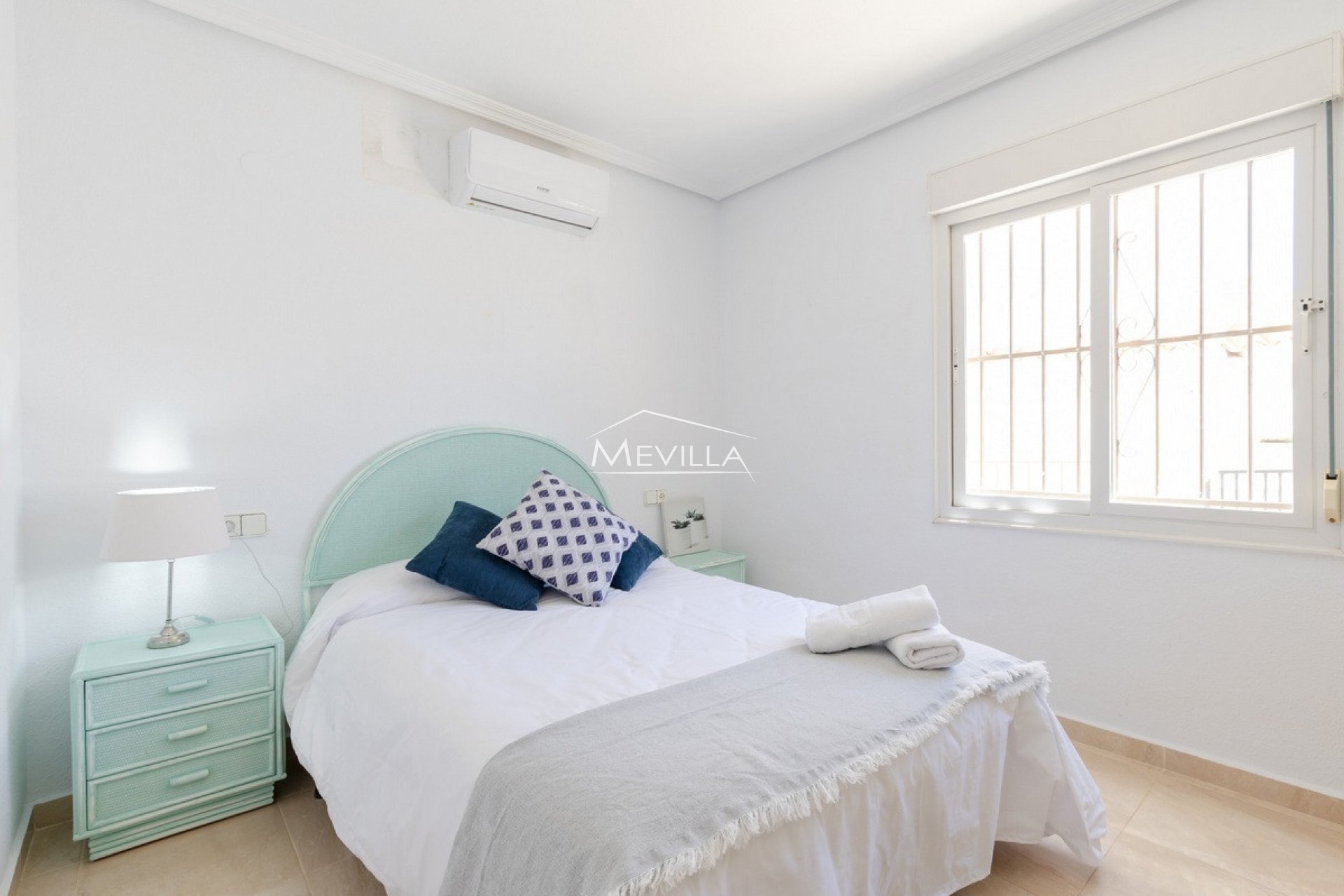 Reventes - Villa - Orihuela Costa - Playa Flamenca