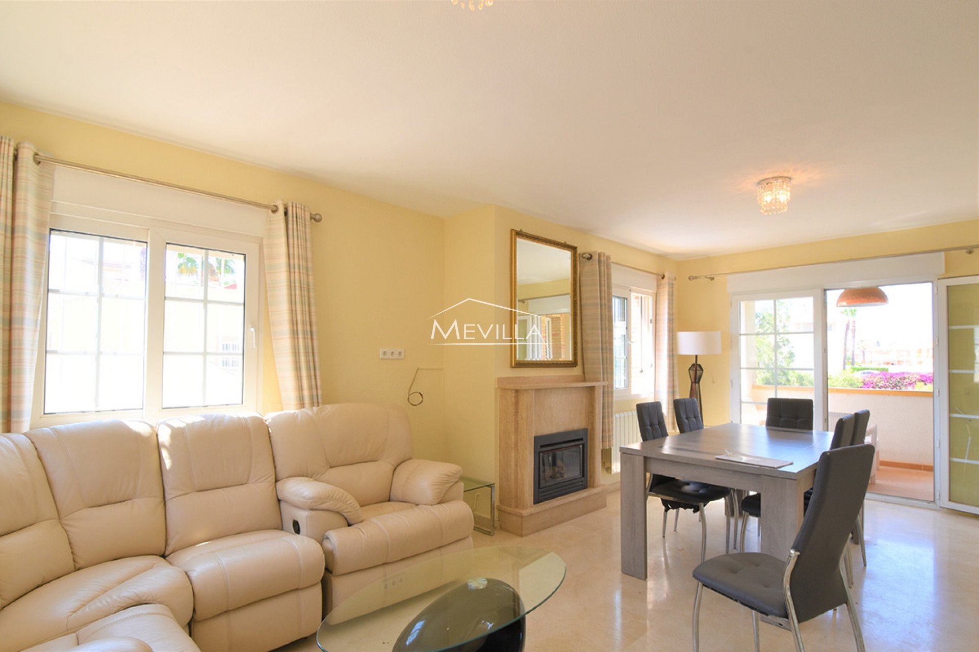 Reventes - Villa - Orihuela Costa - Playa Flamenca