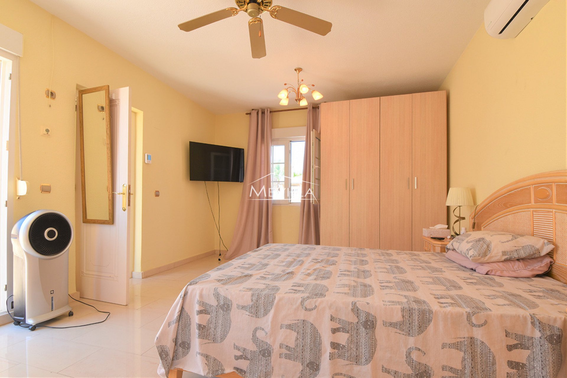 Reventes - Villa - Orihuela Costa - Playa Flamenca