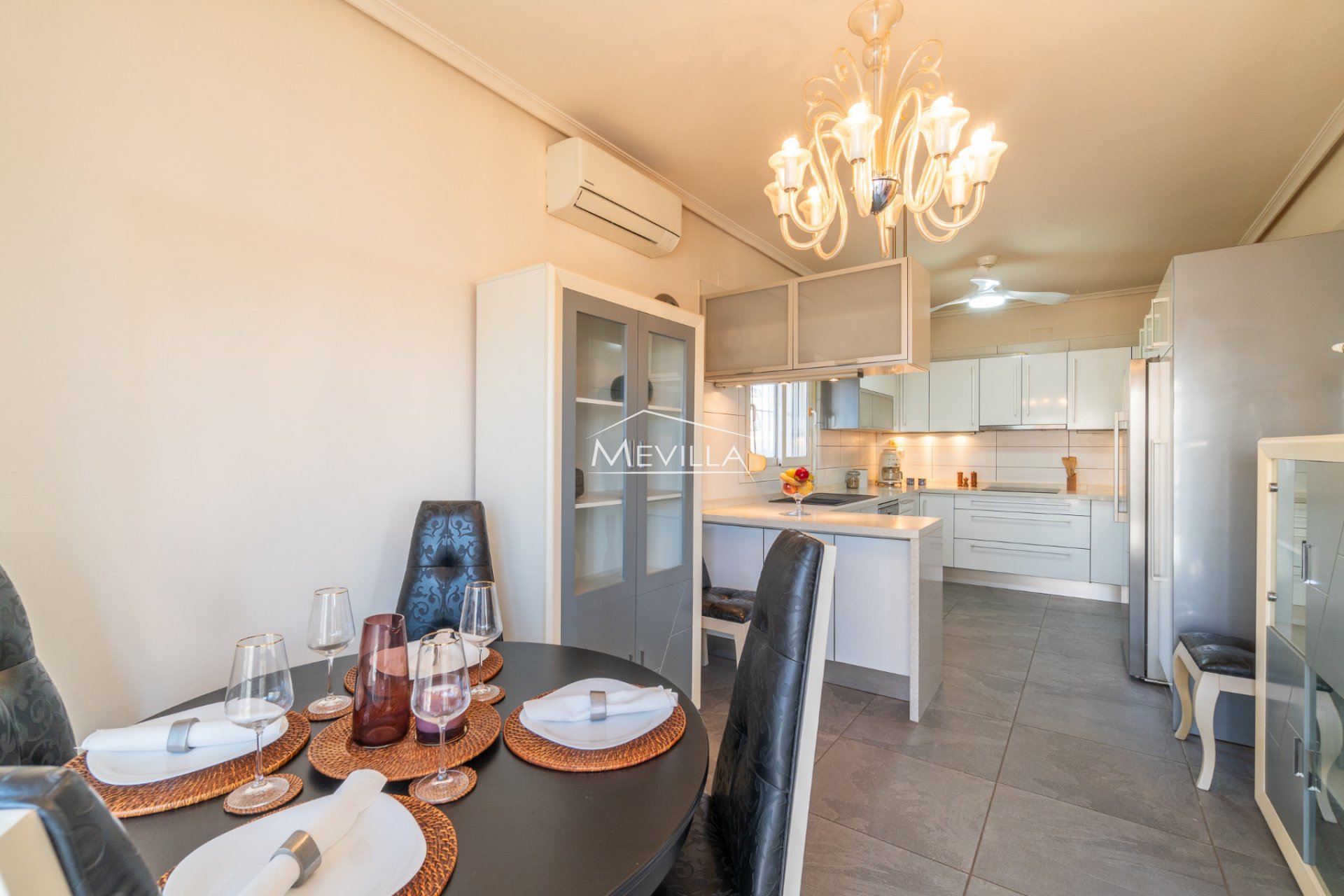 Reventes - Villa - Orihuela Costa - Playa Flamenca
