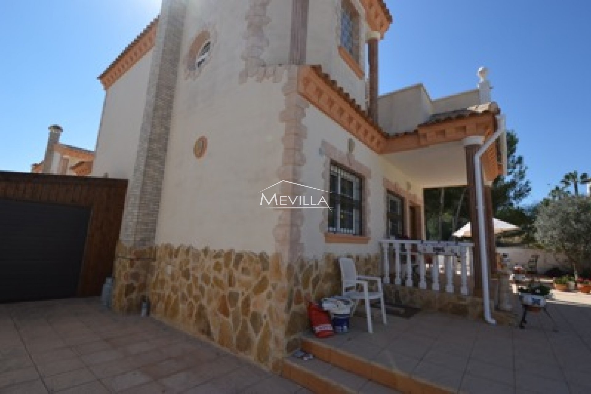 Reventes - Villa - Orihuela Costa - Villamartin