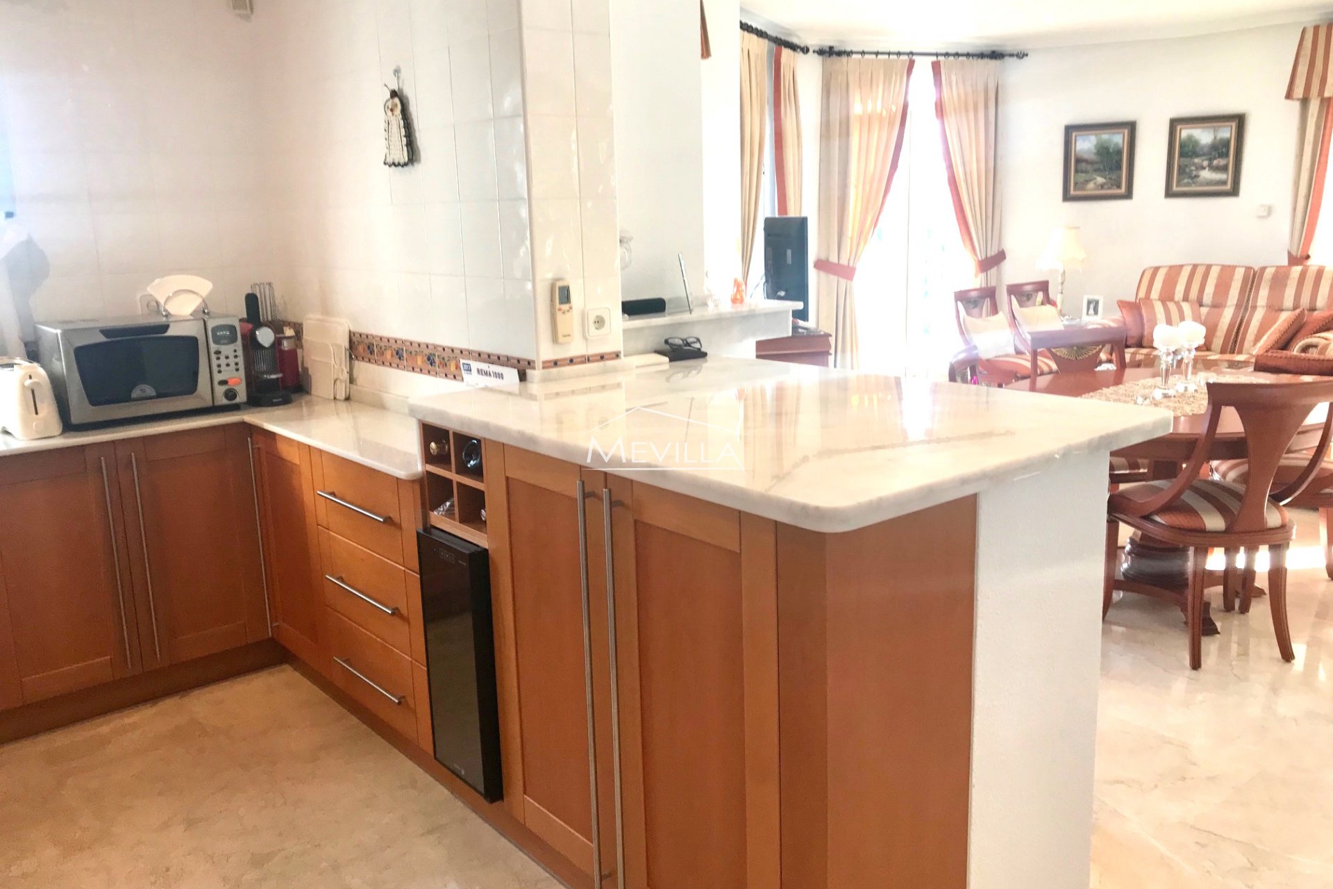 Reventes - Villa - Orihuela Costa - Villamartin