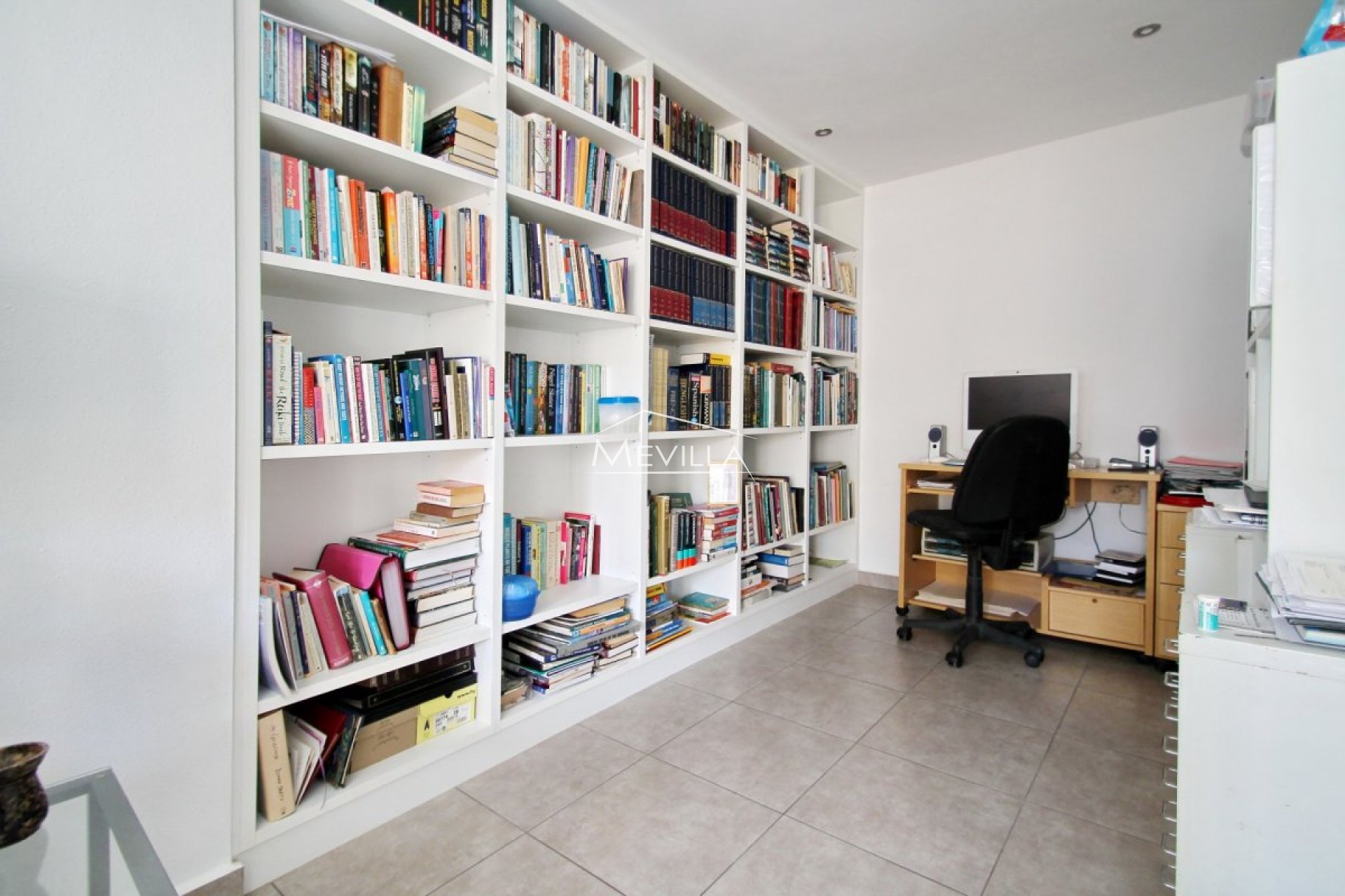 Reventes - Villa - Orihuela Costa - Villamartin