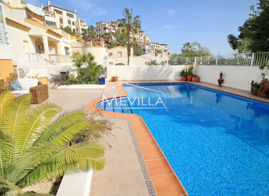 Reventes - Villa - Orihuela Costa - Villamartin