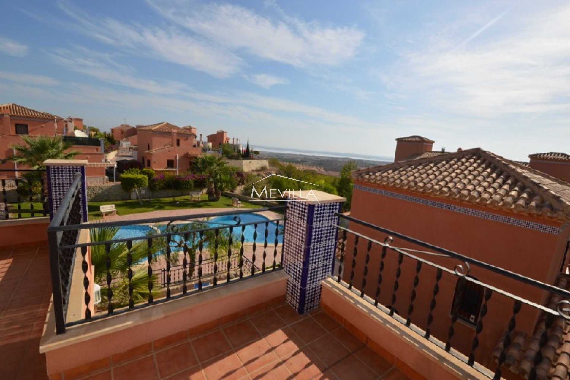 Reventes - Villa - Orihuela Costa - Villamartin
