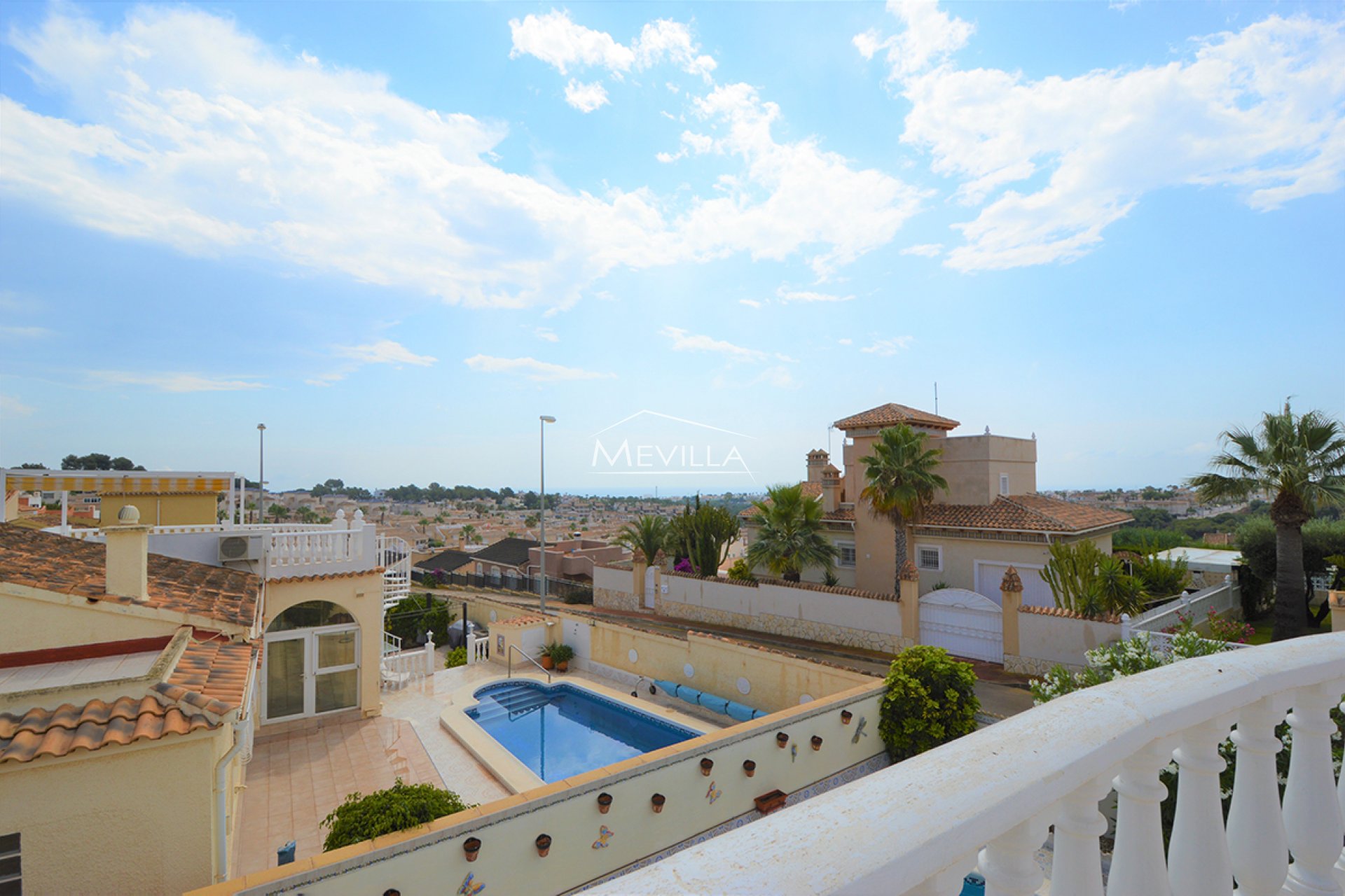 Reventes - Villa - Orihuela Costa - Villamartin