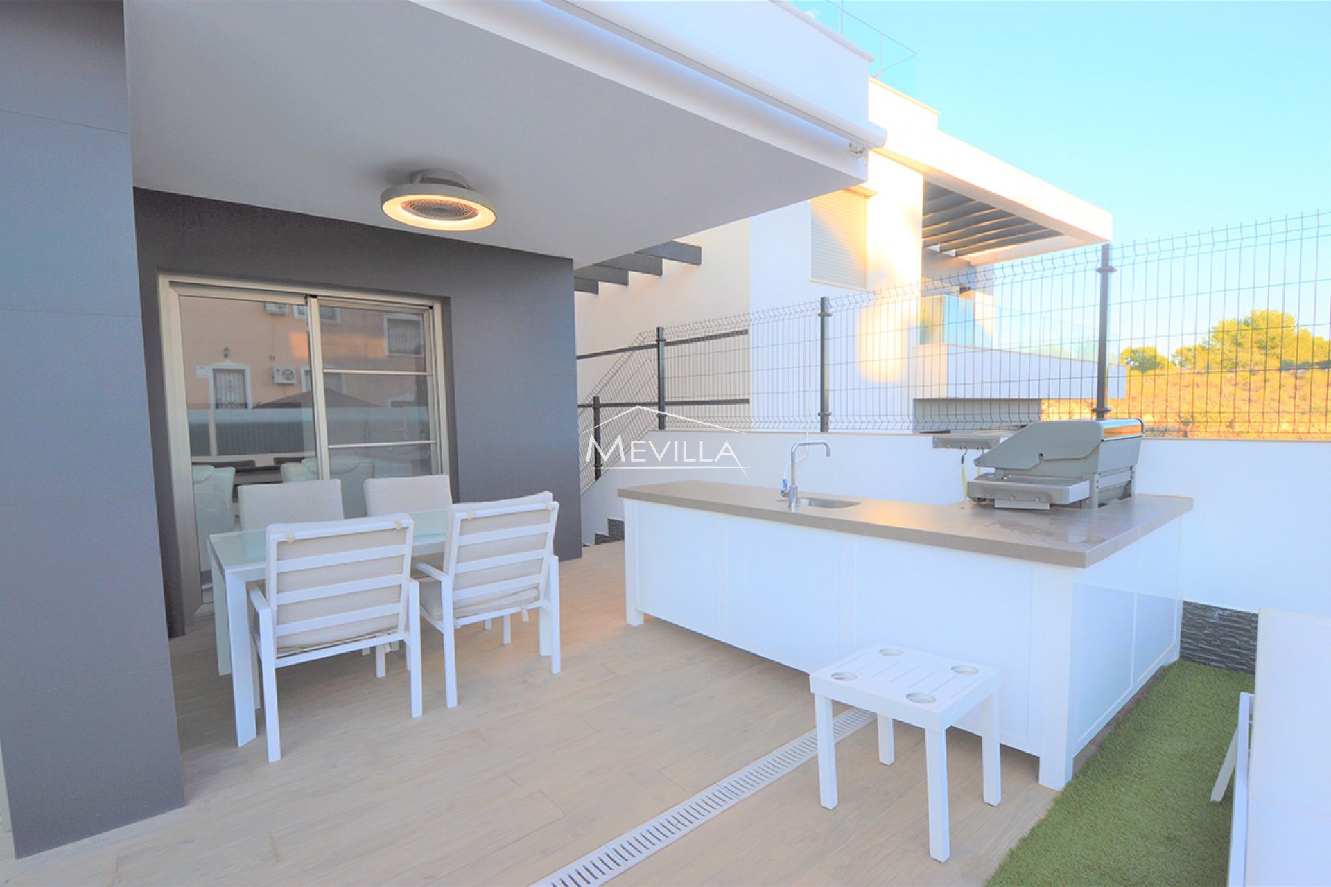 Reventes - Villa - Orihuela Costa - Villamartin