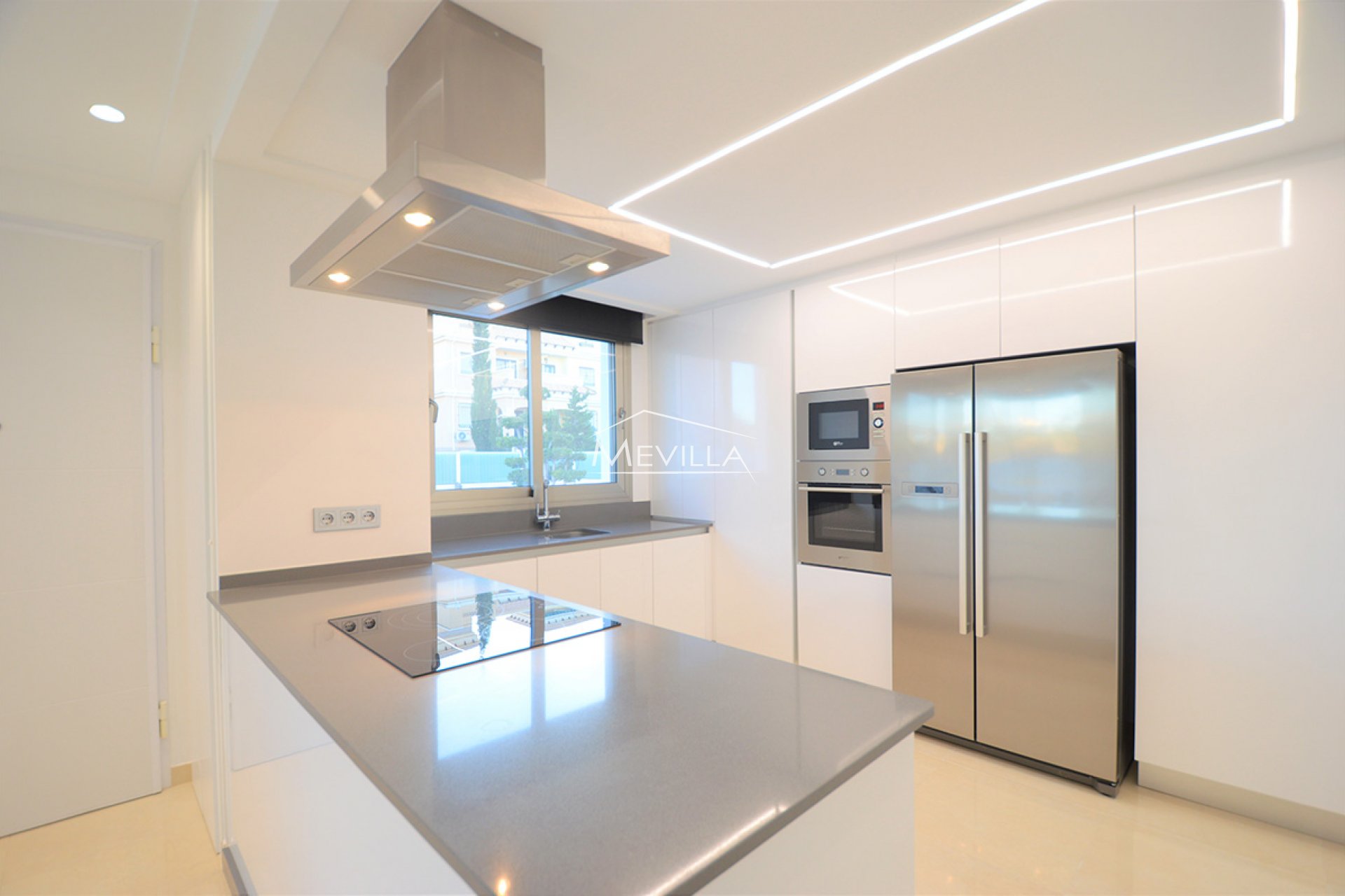 Reventes - Villa - Orihuela Costa - Villamartin