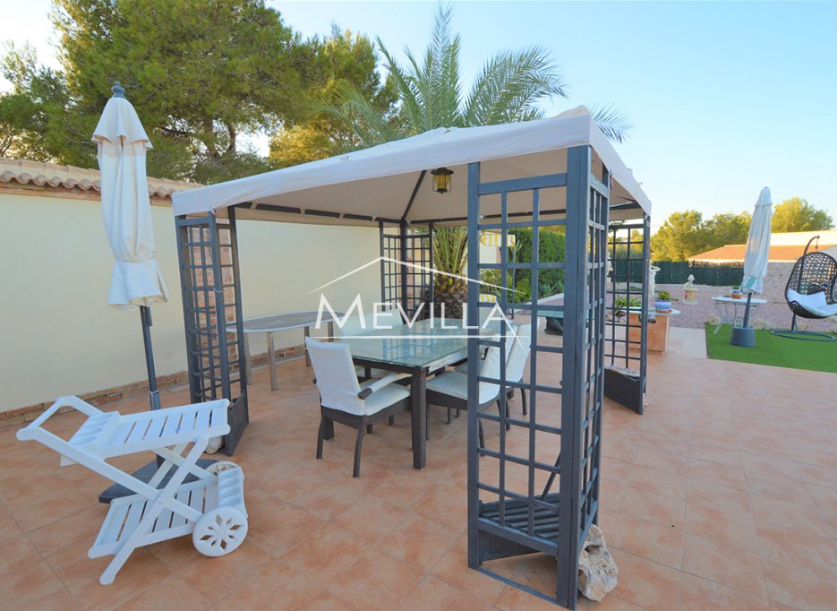 Reventes - Villa - Orihuela Costa - Villamartin