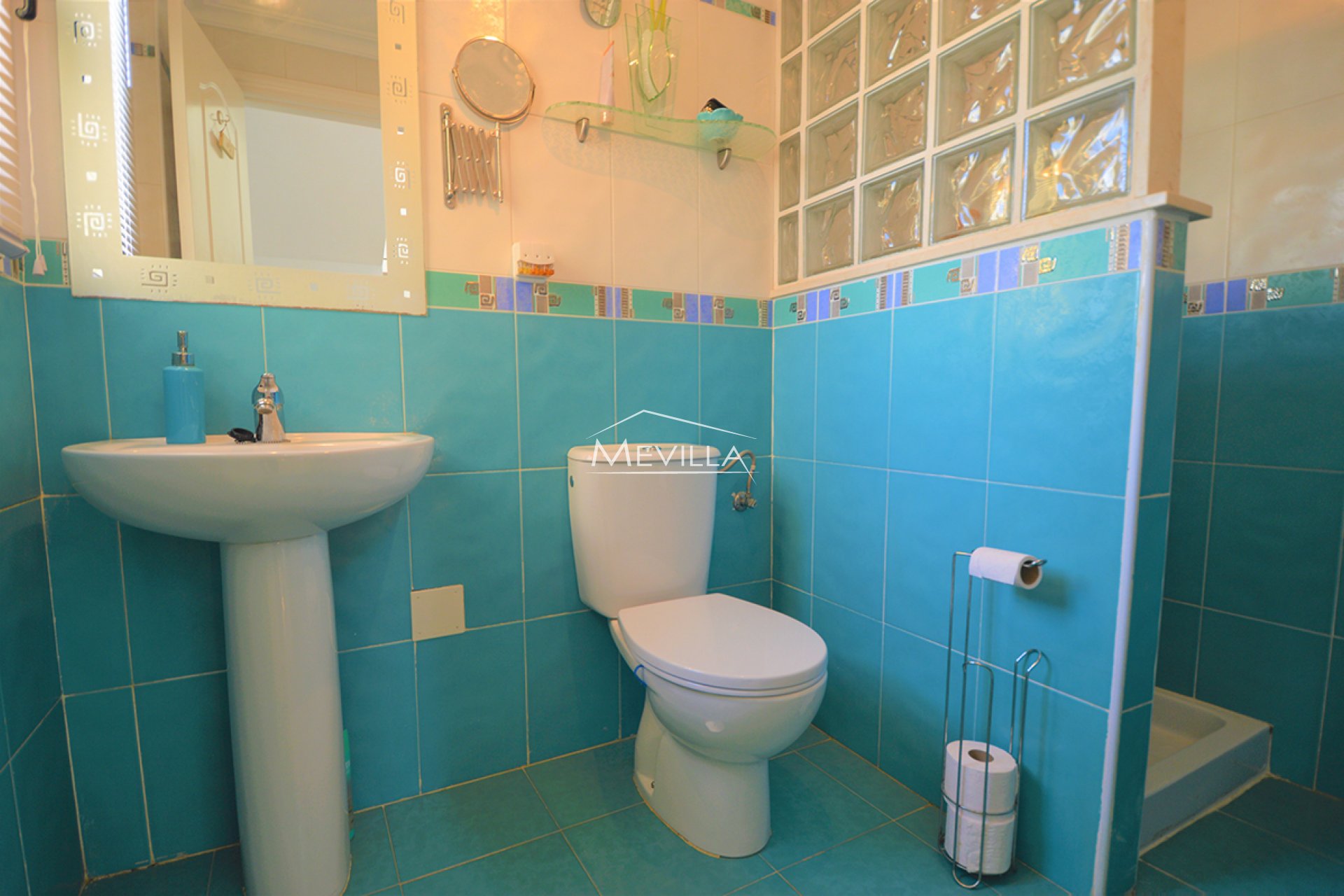 Reventes - Villa - Orihuela Costa - Villamartin