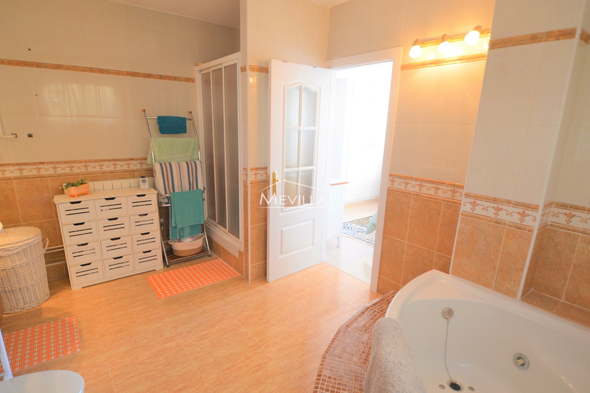 Reventes - Villa - Orihuela Costa - Villamartin