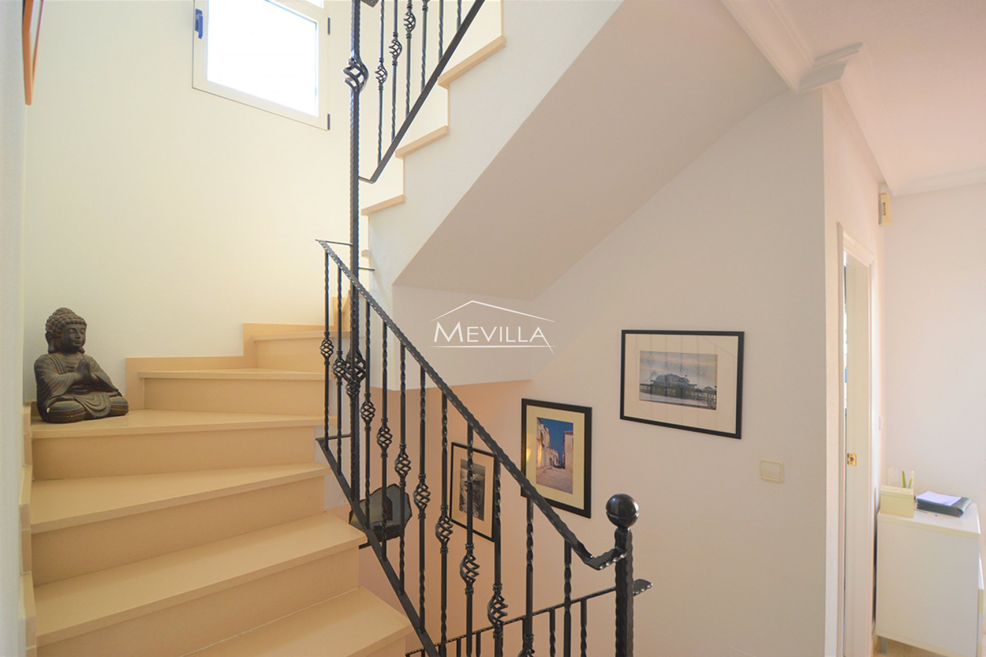 Reventes - Villa - Orihuela Costa - Villamartin