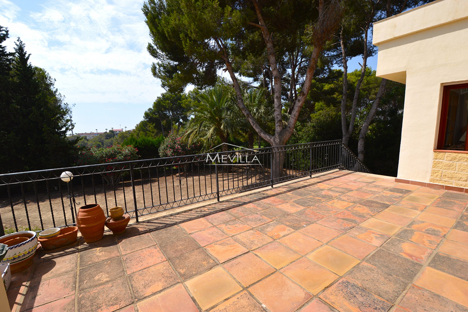 Reventes - Villa - Orihuela Costa - Villamartin