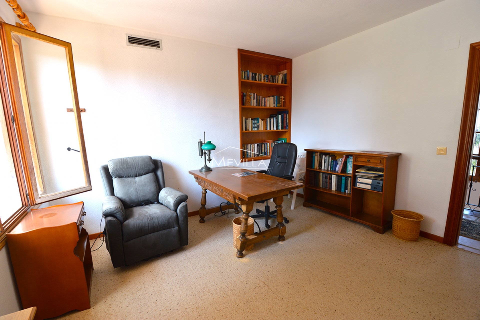 Reventes - Villa - Orihuela Costa - Villamartin