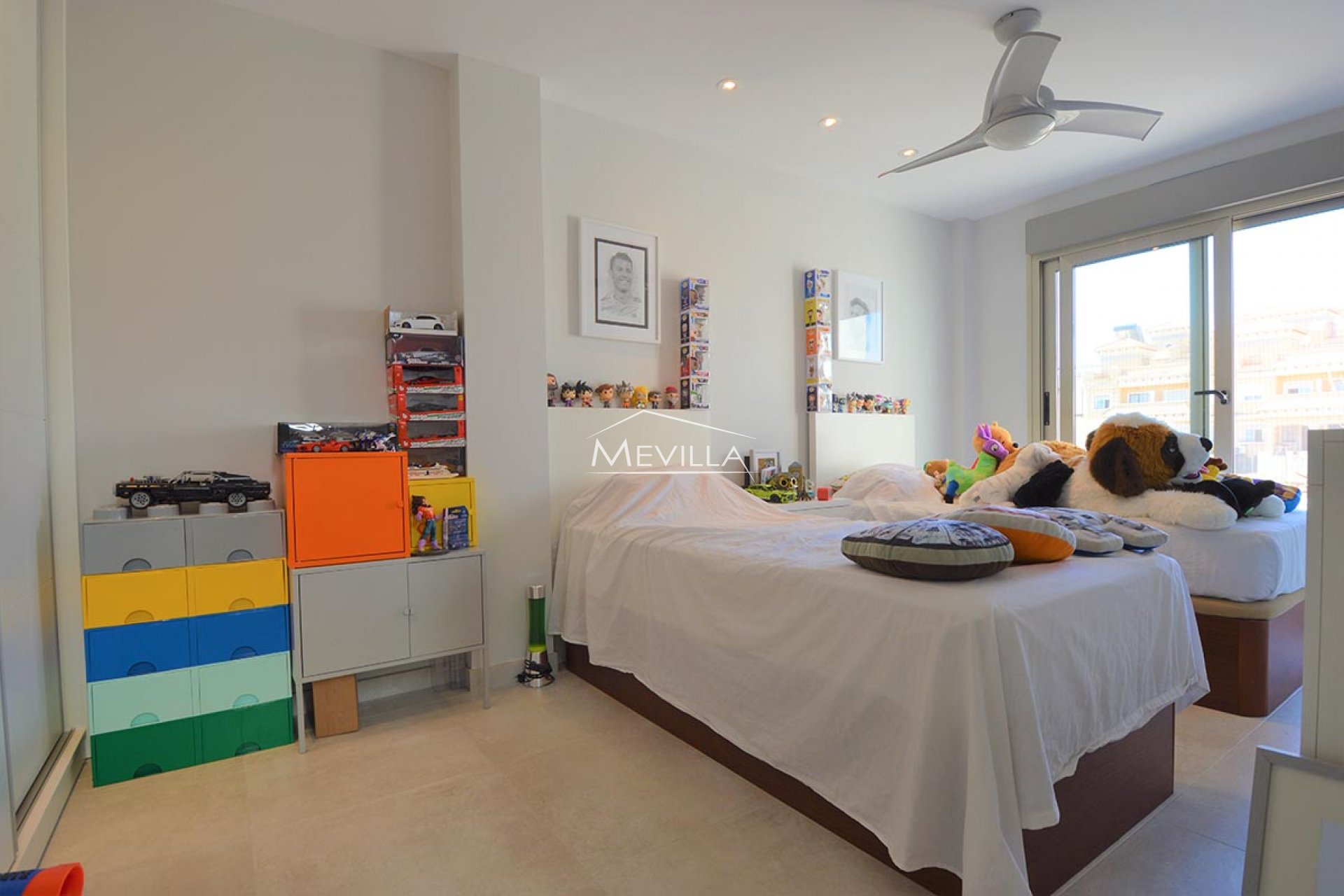 Reventes - Villa - Orihuela Costa - Villamartin