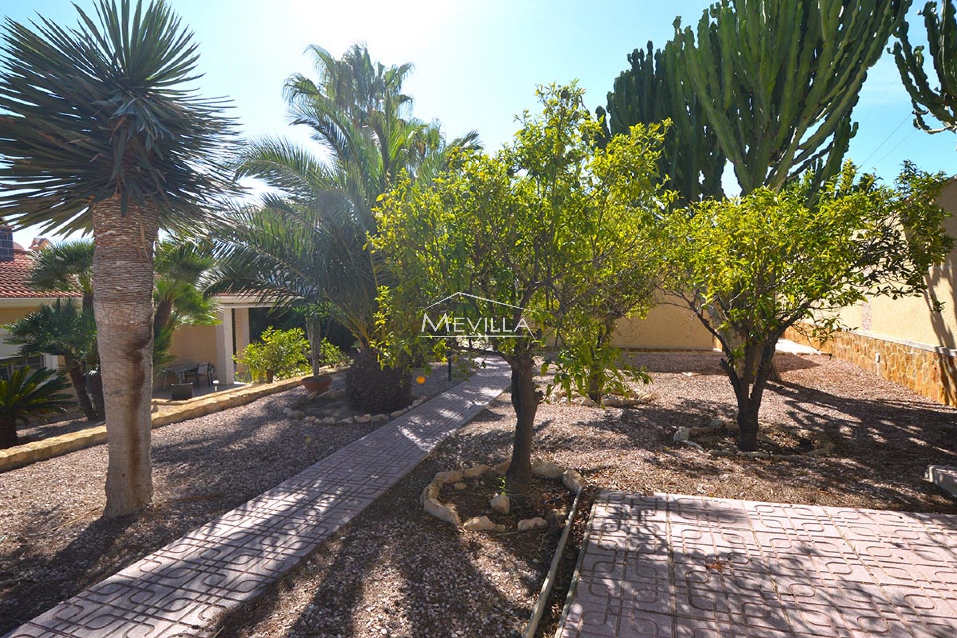 Reventes - Villa - Orihuela Costa - Villamartin