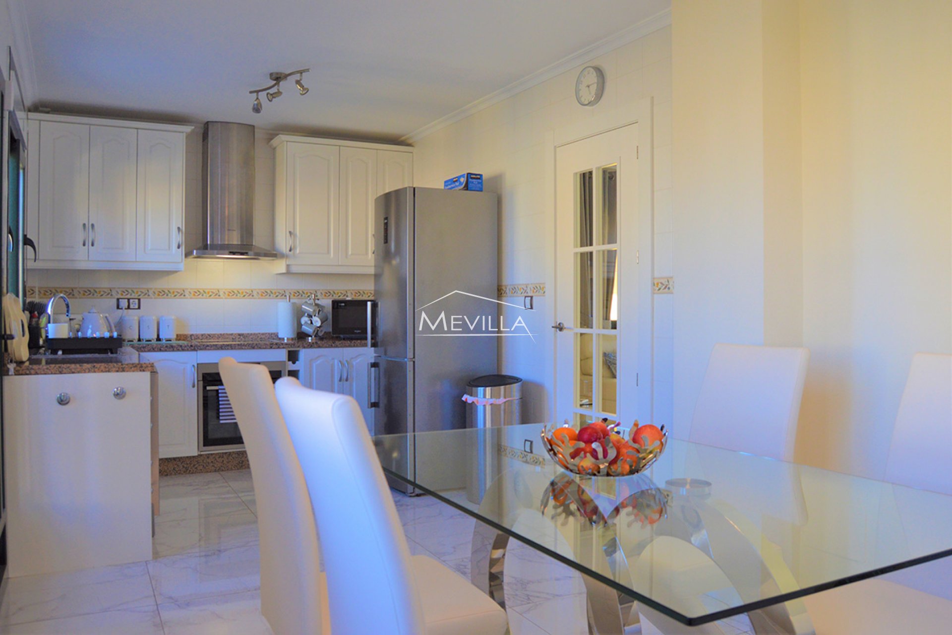 Reventes - Villa - Orihuela Costa - Villamartin