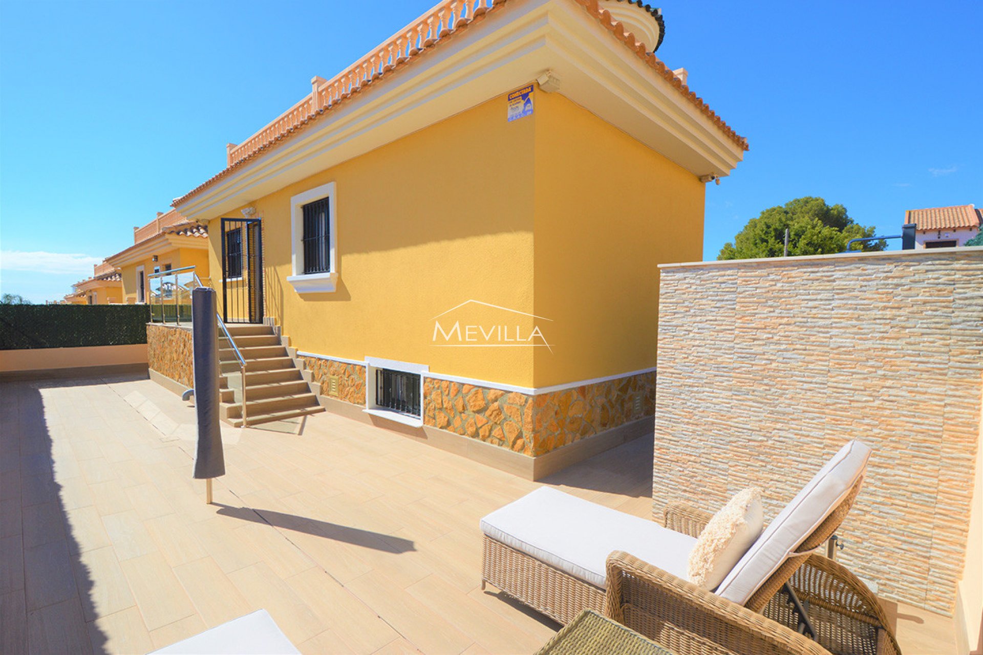 Reventes - Villa - Orihuela Costa - Villamartin