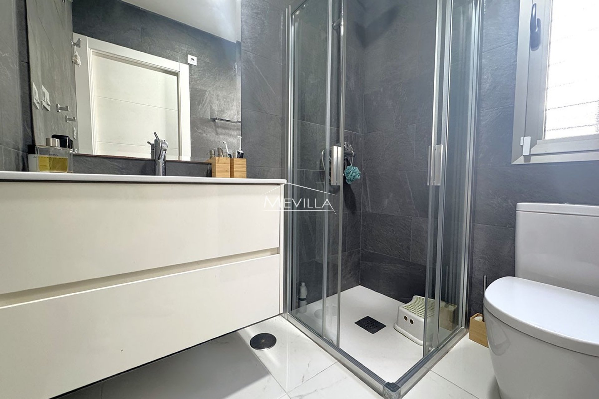 Reventes - Villa - Orihuela Costa - Villamartin