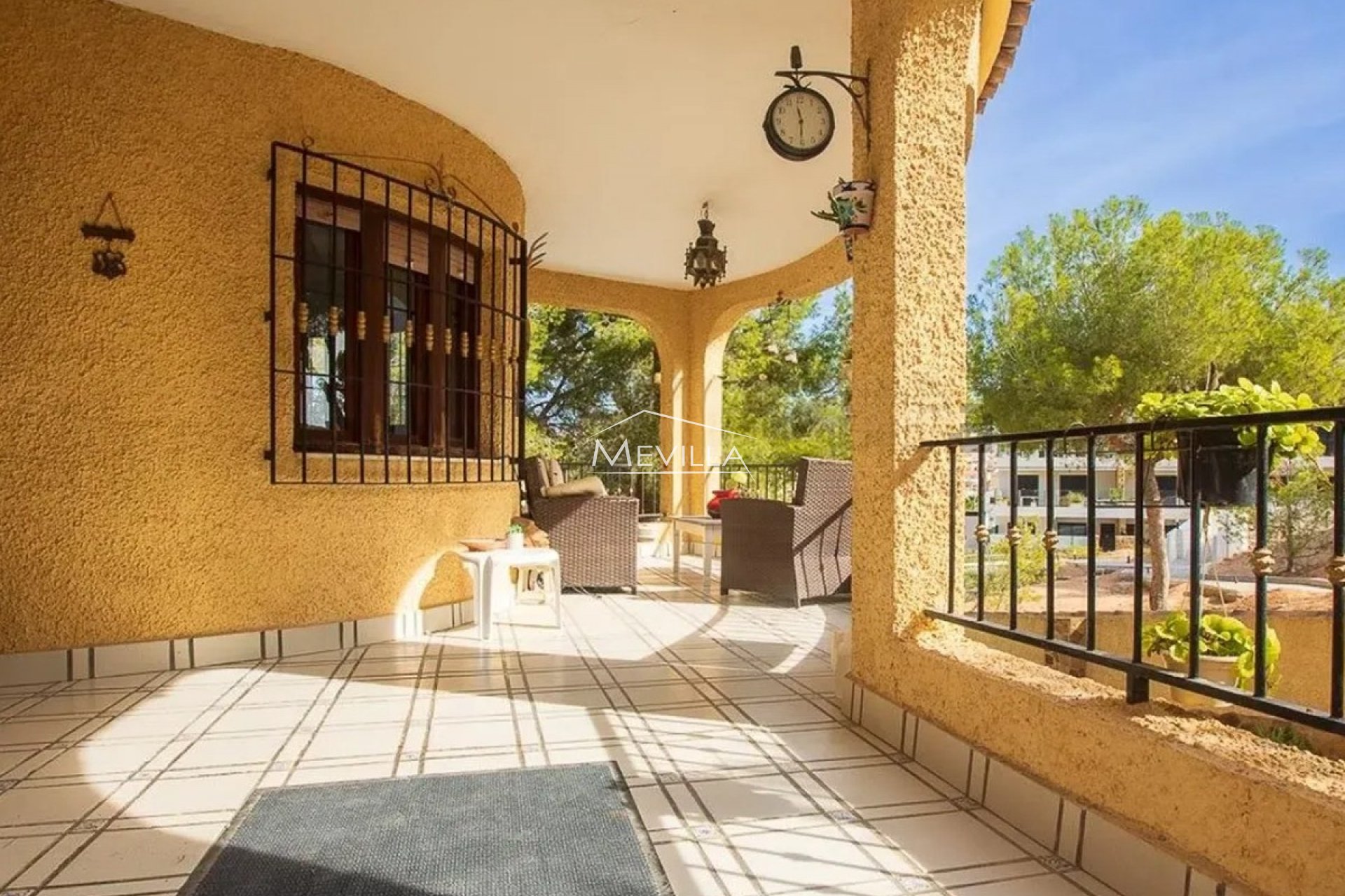 Reventes - Villa - Orihuela Costa - Villamartin