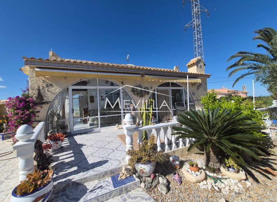 Reventes - Villa - Orihuela Costa - Villamartin