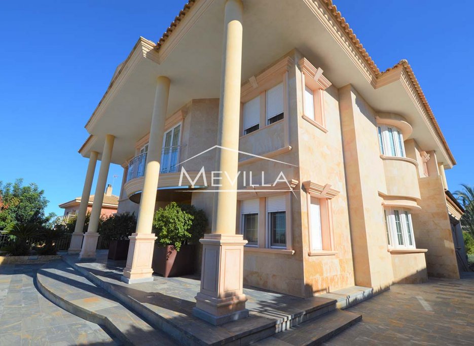 Reventes - Villa - San Miguel de Salinas