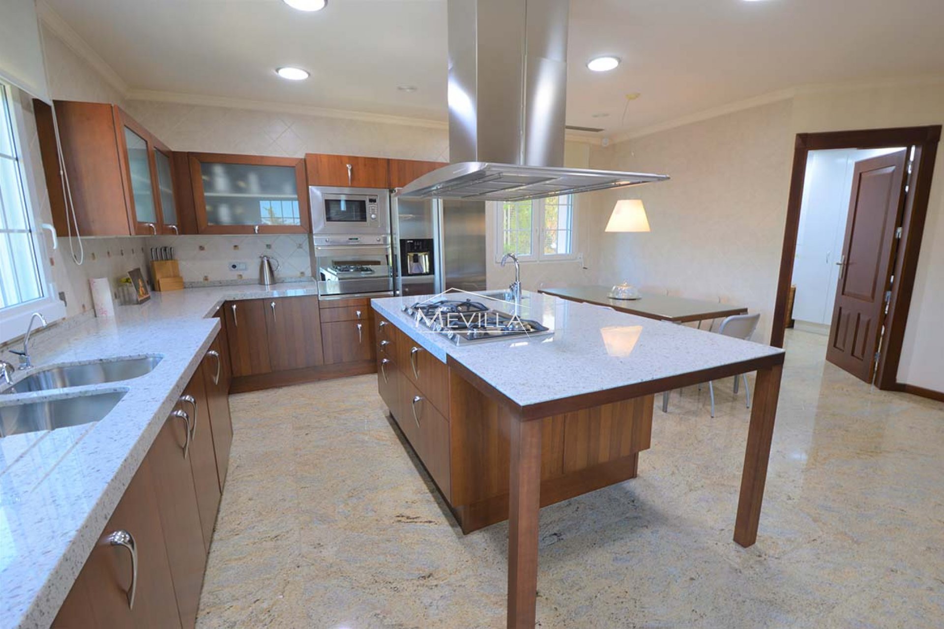 Reventes - Villa - San Miguel de Salinas